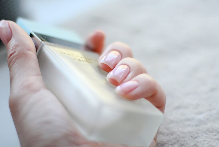 babyboomer ongle court